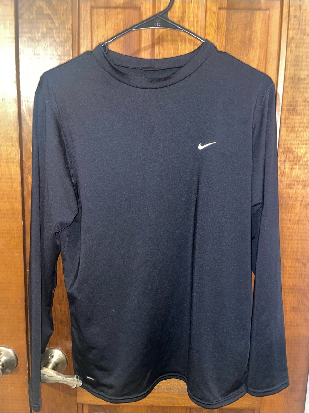 Nike Men’s Long-Sleeve Performance Crew in Black